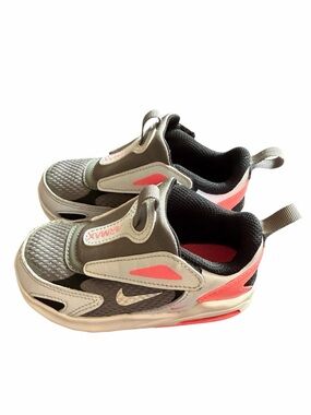 Nike Kids Gray, White & Pink Slip-On Athletic Sneakers. Size 7C.